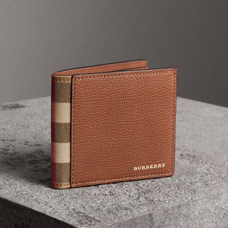 Ví da nam hiệu Burberry
